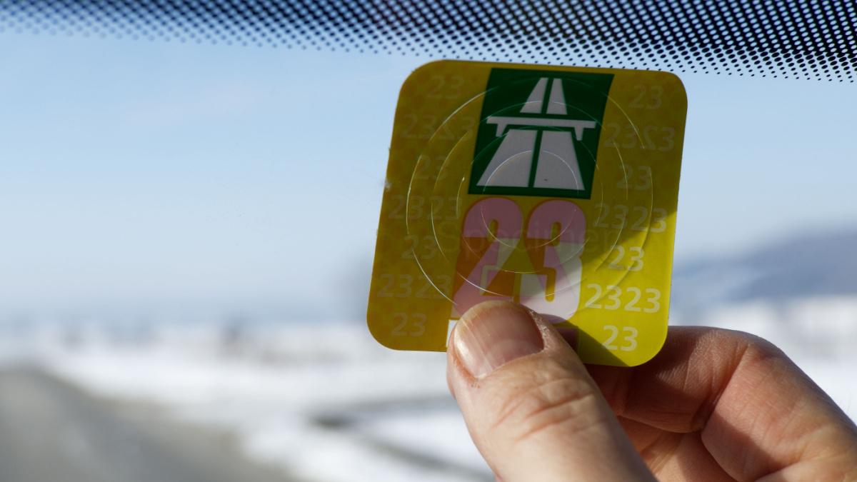 Die Schweizer Vignette: Ihr Schlüssel zu freien Strassen